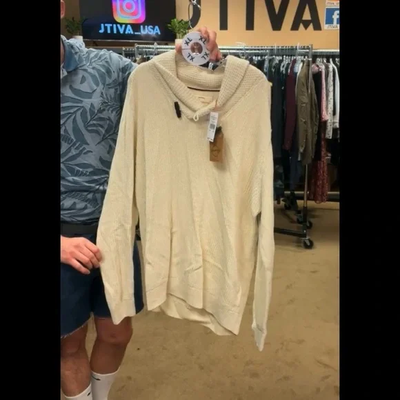 Men’s Wharf Style Sweater, with Toggle Neck. Size XL , by Weatherproof Vintage - Picture 3 of 3